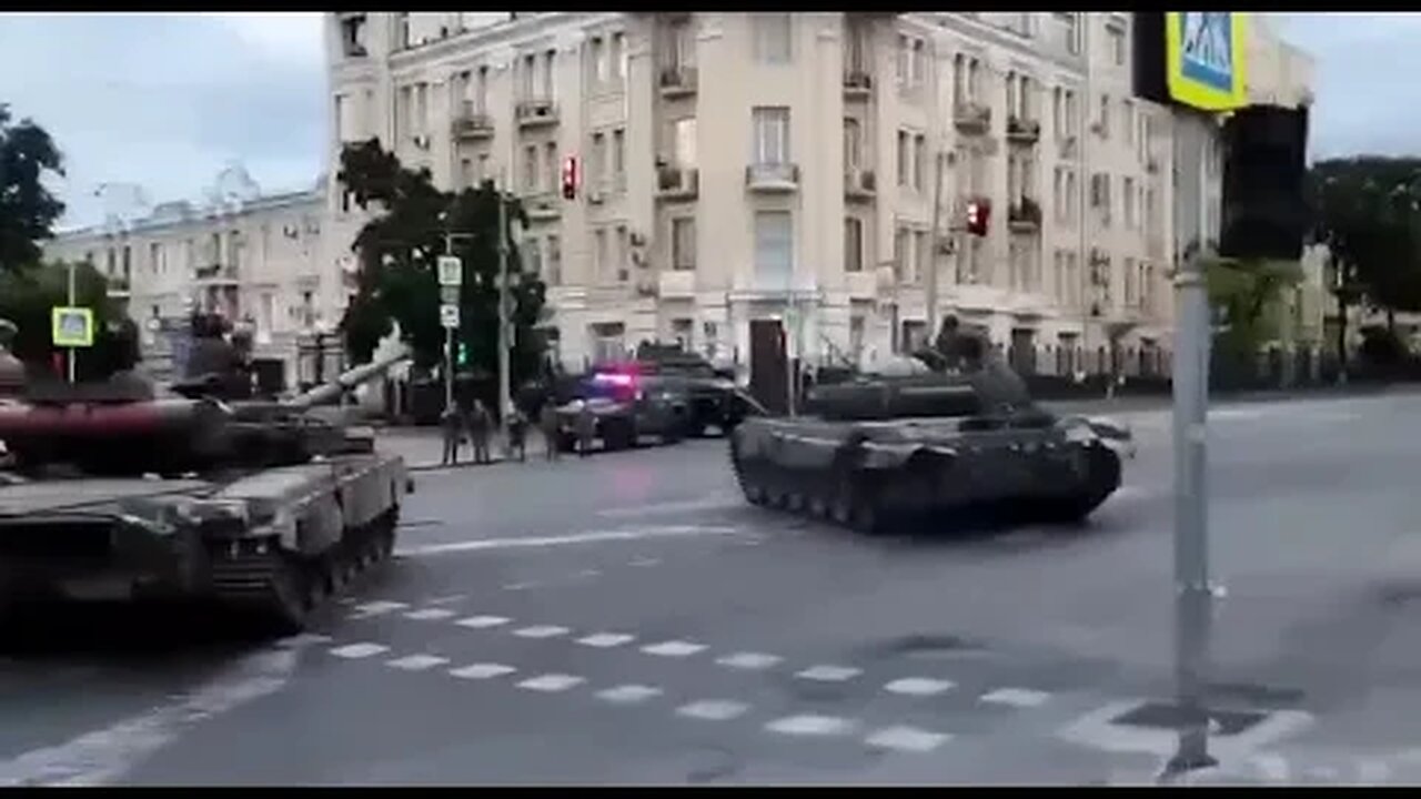 Tanks on streets amid Wagner ‘coup’ attempt in Russia