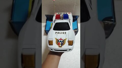 Police car (probably from the 80s)