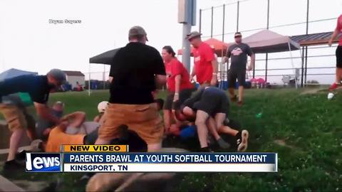 Parents fight at youth softball tournament