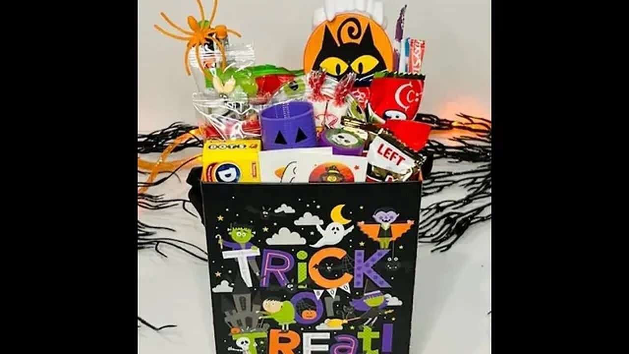 HALLOWEEN GIFT BASKETS