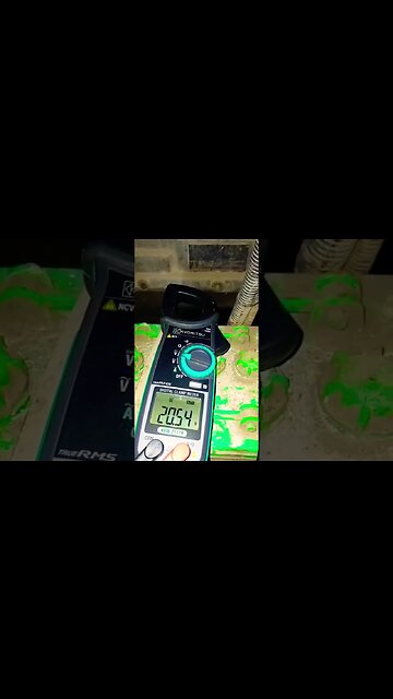Battery charge measurement #amazing #machinery #technology #battery #measurement #video #shorts