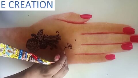 easy fronthand mehndi design