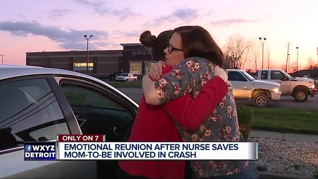 Registered nurse helps 8 month pregnant woman injured in head on wreck