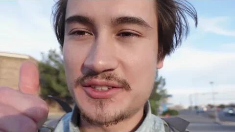 a saturday vlog - stoned alone
