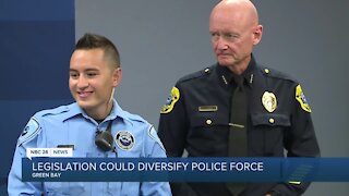 Wisconsin lawmakers push to eliminate citizen requirement for police officers