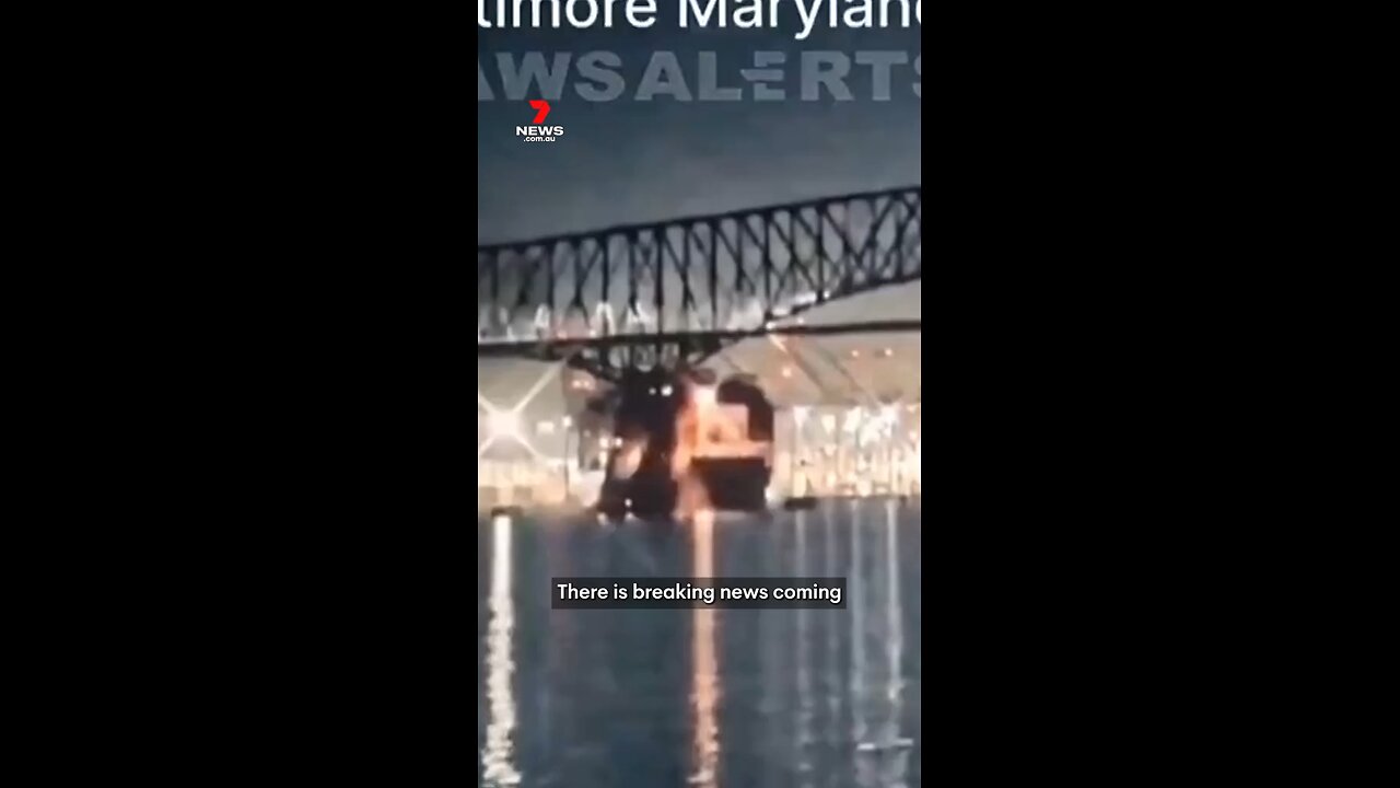 BREAKING NEWS - CARGO SHIP STRUCK A BRIDGE IN BALTIMORE