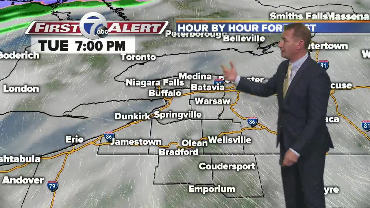7 First Alert Forecast. 0401 11pm