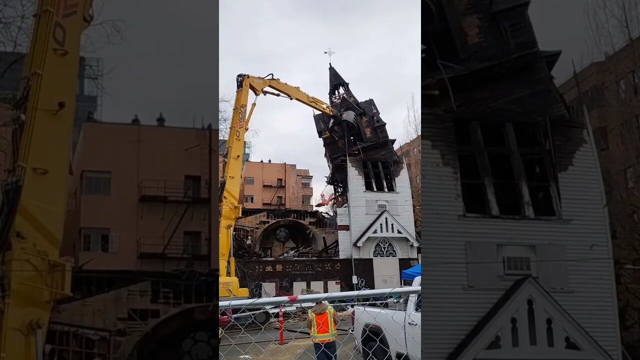 Portland Church Gets Demolished | January 6 2022 From THIS Portland