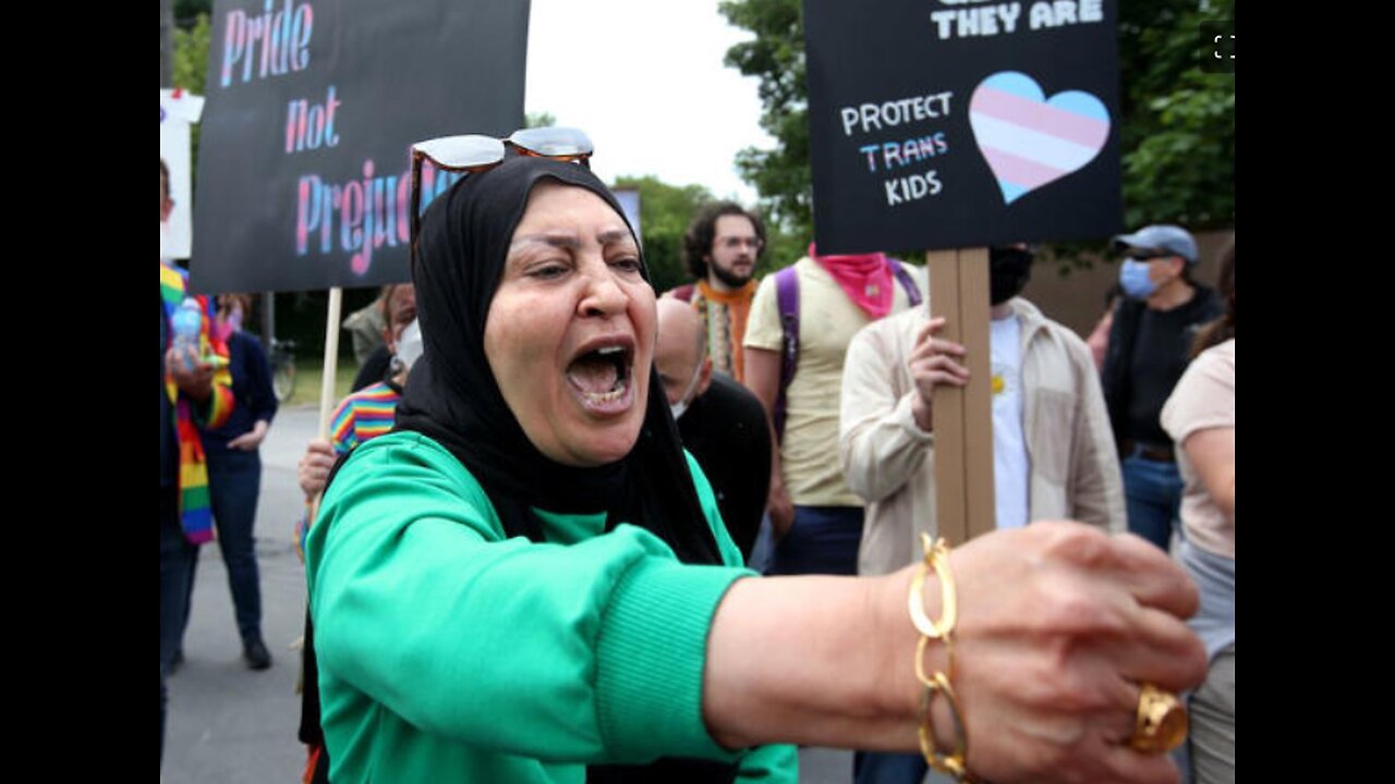 Multiculturalists dumbstruck Muslim modesty clashes with Pride😣🙄