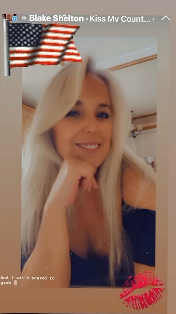 If you don’t love the American Flag, you can kiss my country ass!🇺🇸