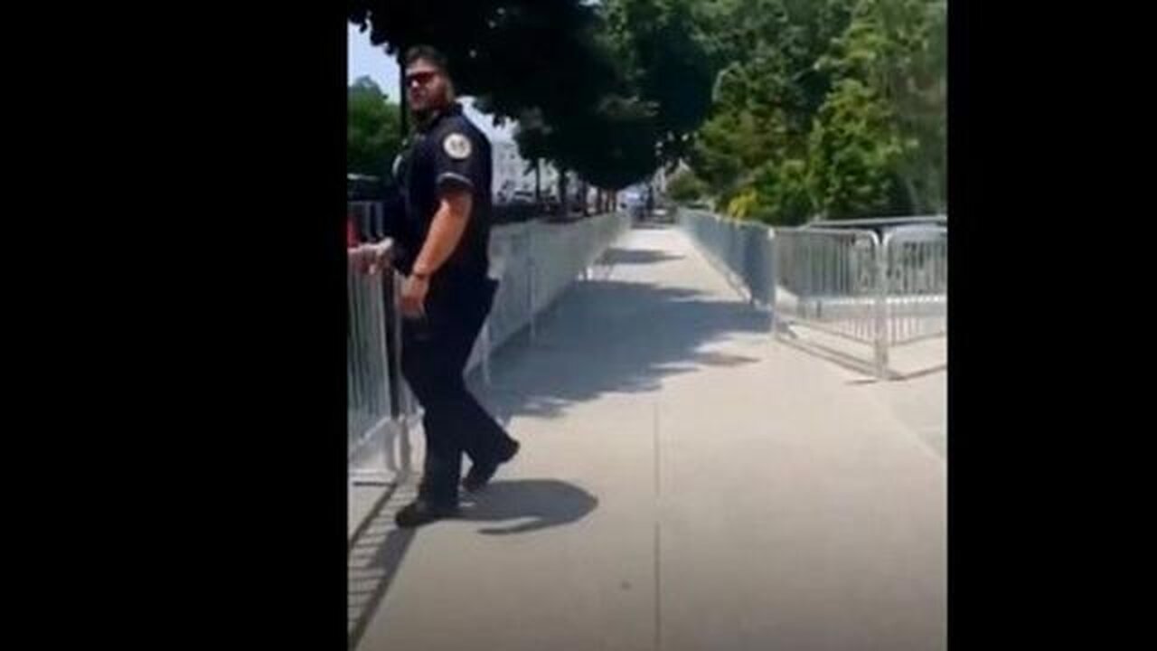 FENCES AROUND U.S. SUPREME COURT TONIGHT - 06/17/2024 (ALLEGED HOAX)