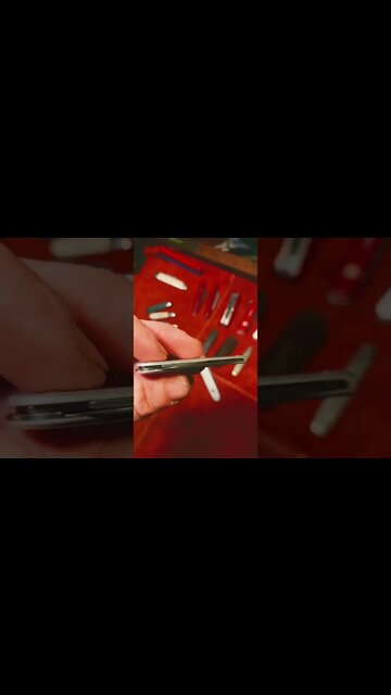 Swiss Army knives, Solo and Bantam, the perfect 🤩 summer knives?