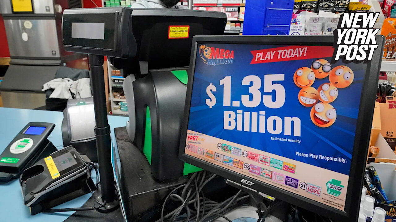 Winner of $1.35B Mega Millions sues baby mama for breaking NDA, telling family about jackpot