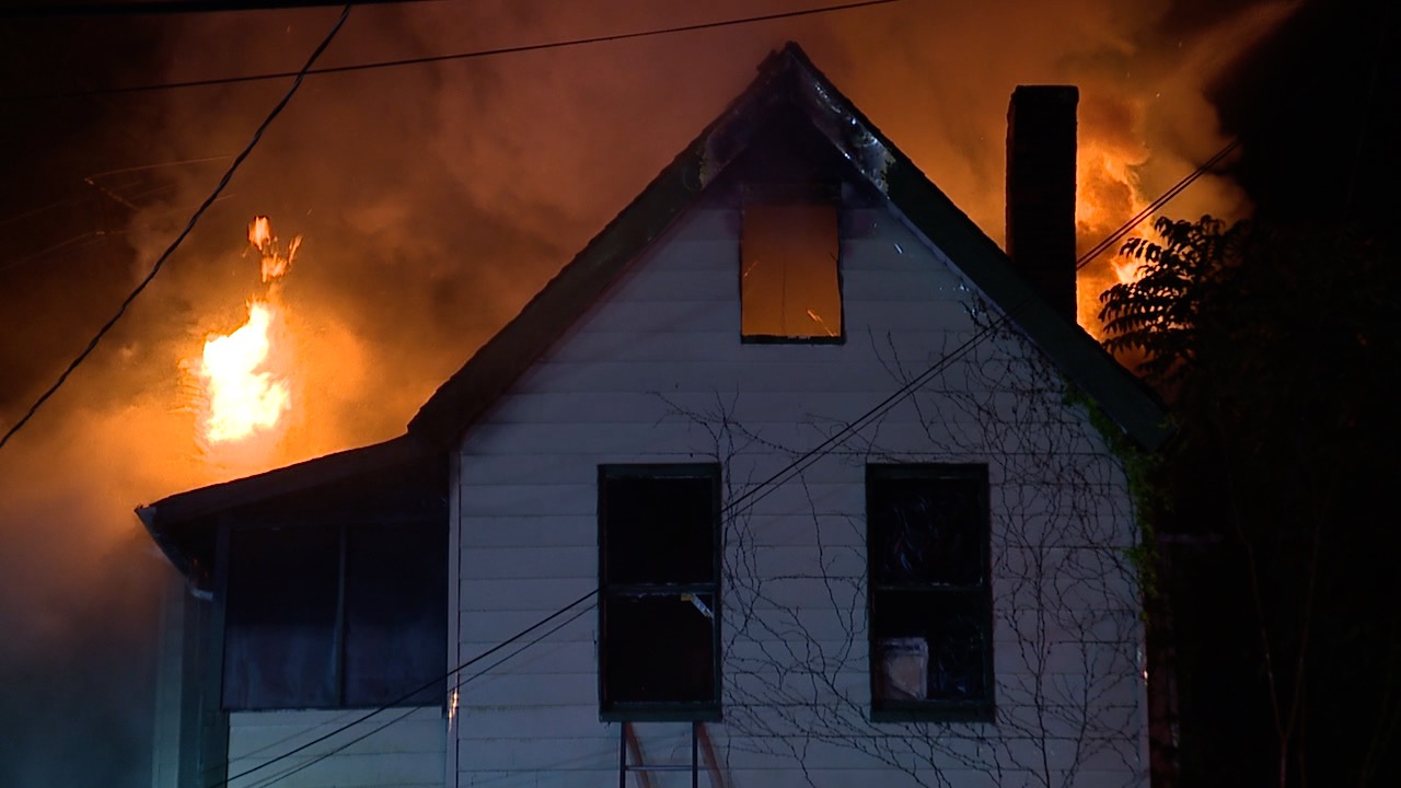 Firefighters respond to fire on Zoeter Avenue