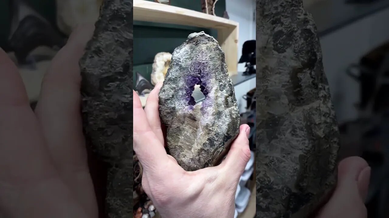 Uruguayan amethyst geode 💜