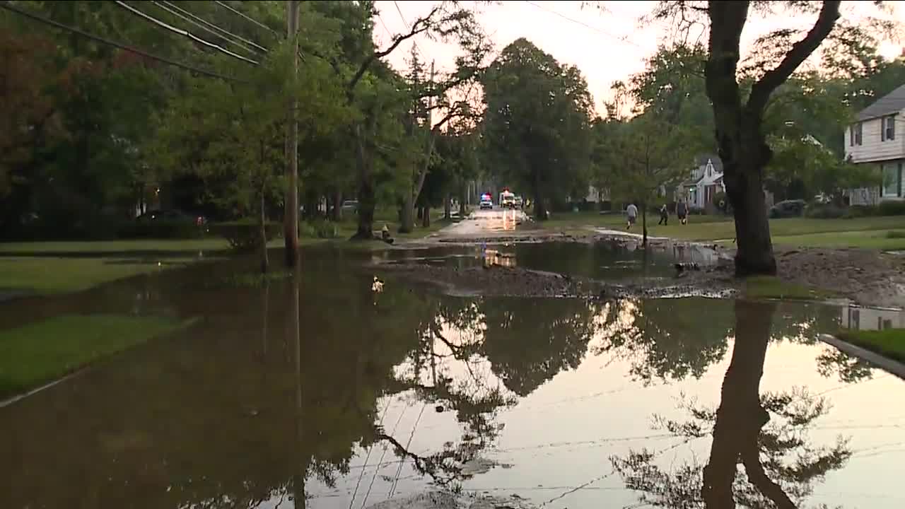 Crews work to repair large water main break in South Euclid