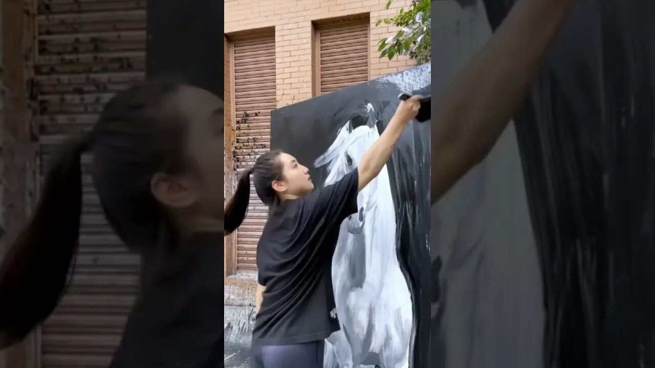 Amazing Chinese Girl Is Not Only Cute But Can Paint With The Best (Part 2)