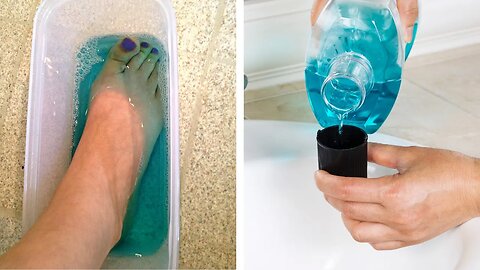 She Soaks Her Feet In Listerine For An Ingenious Reason