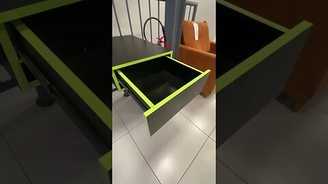 A Mesa Para Computador Rubi é a melhor opção pra você que busca praticidade e conforto.