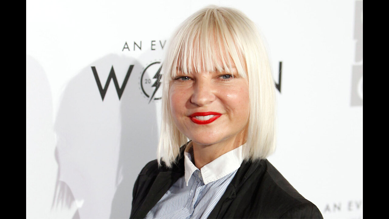 Sia claims Shia LaBeouf 'used the same lines' on her and FKA twigs