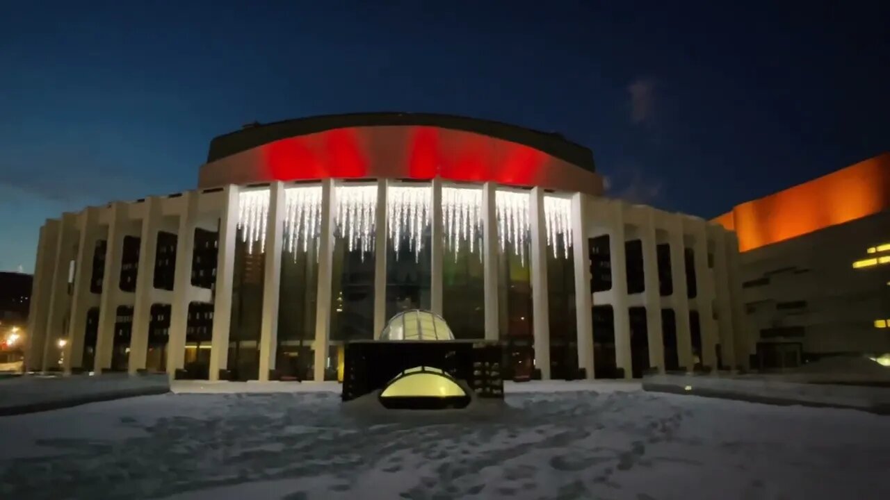 Place des arts luminaries