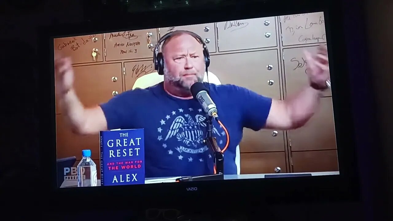 Alex Jones tells the truth!? Wow