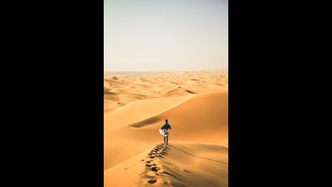 Nature's Showcase Of Desert Land Forms - Amazing Sights