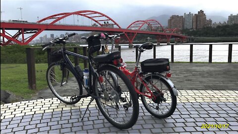 21_1017淡水河渡輪