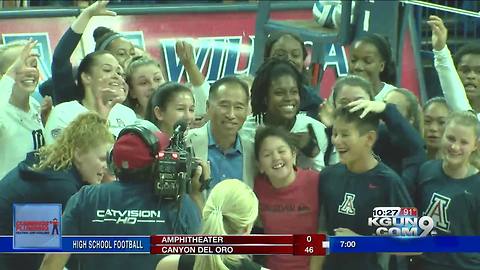 Volleyball coach Dave Rubio wins 500th game at UA