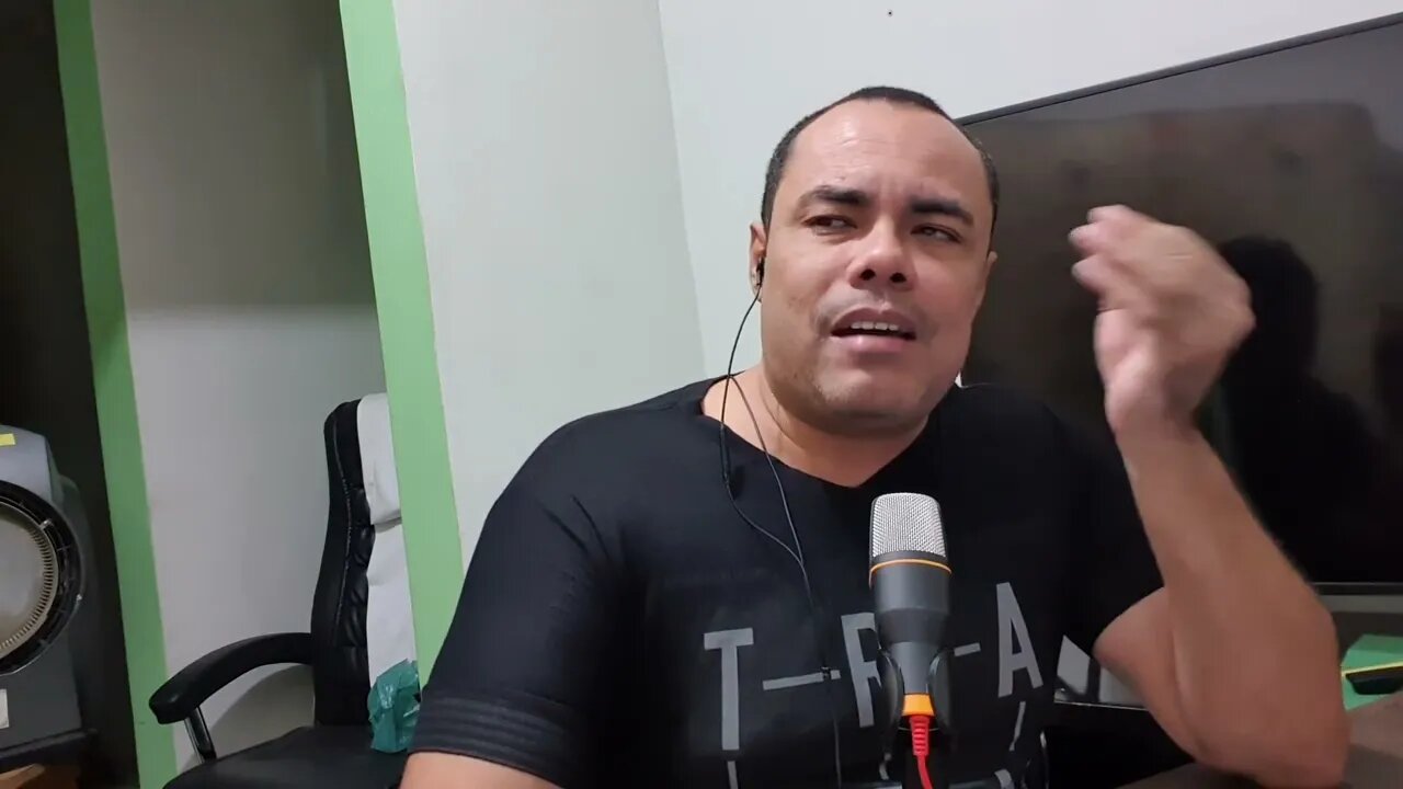 URGENTE: TSE quer adiar julgamento contra Bolsonaro para depois da sabatina de Cristiano Zanin!