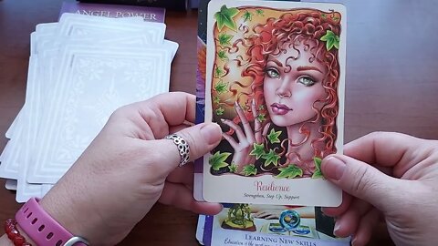 Unboxing Angel Power Wisdom Cards by Gaye Guthrie