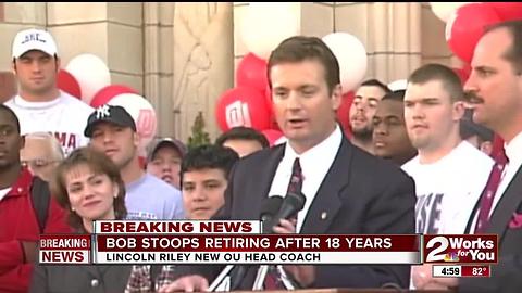 Bob Stoops steps down as head coach