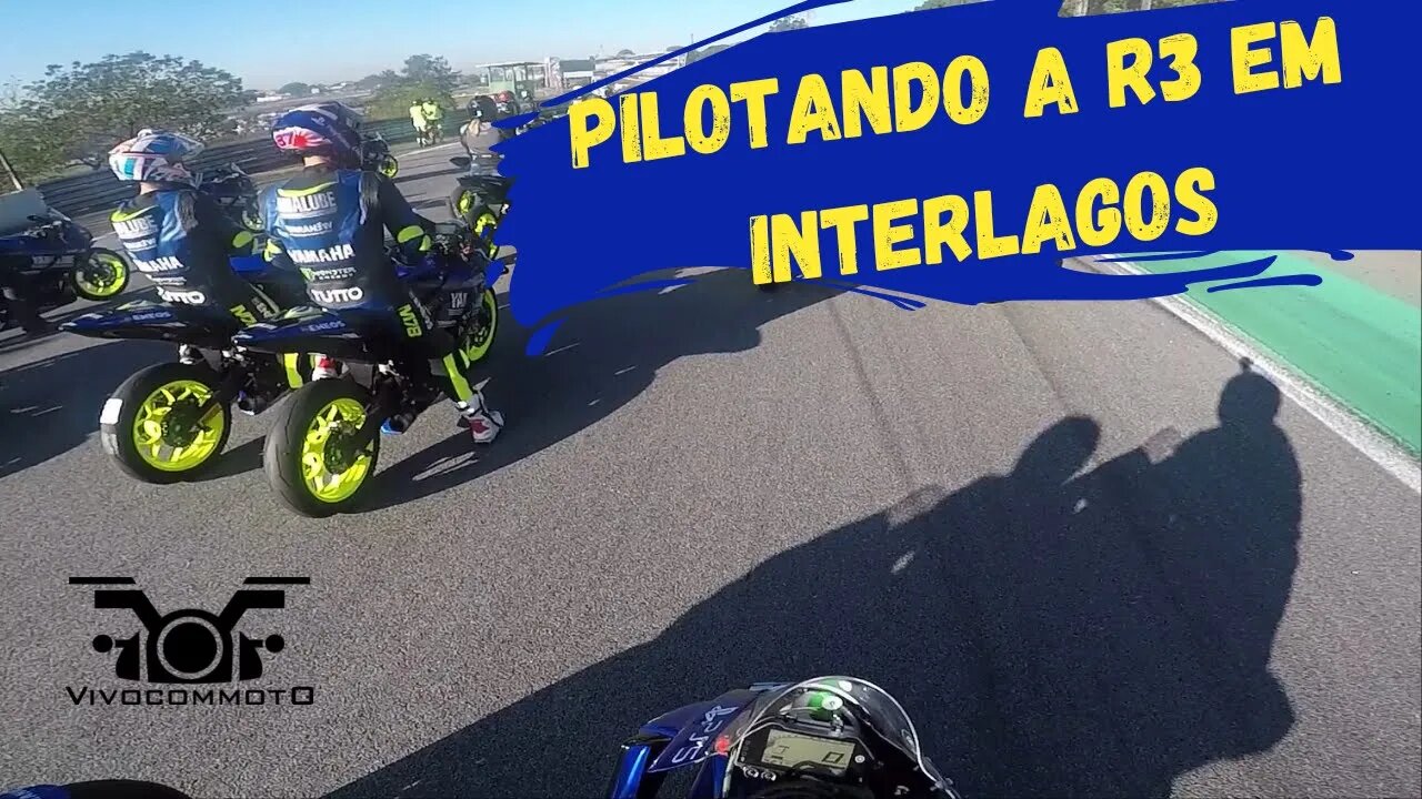 Pilotando a Yamaha R3 do Yamalube R3 bLU cRU em Interlagos.