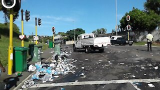 Watch: Protests rock King Dinuzulu Hospital (AXz)