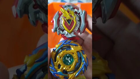 batalha de dois beyblades incriveis! fafnir vs achilles #batalhadebeyblade #beyblade