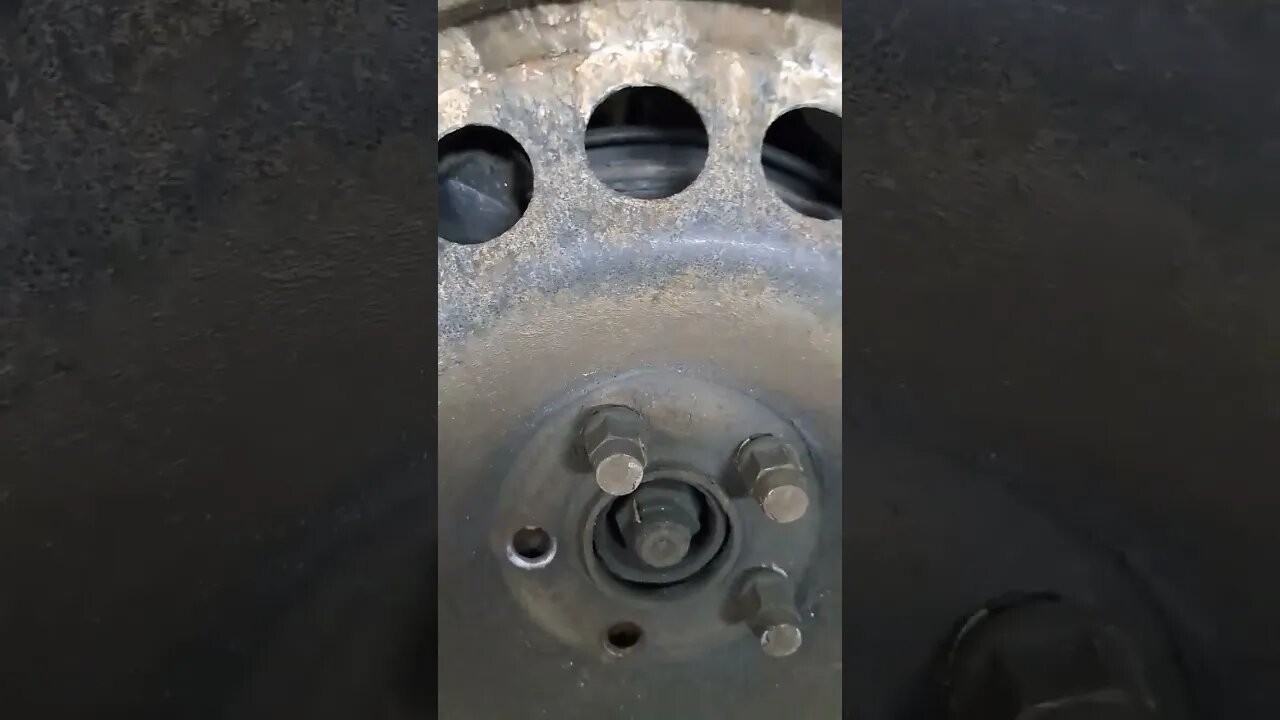 don't forget to tighten your wheels #cars # shorts