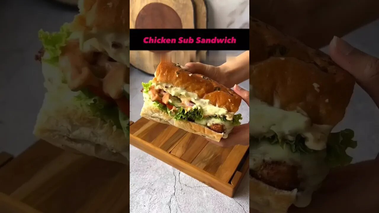 Chicken Sub Sandwich 🥖🥪 #trendingshorts #fingerfood #subway #arabianfoods #chicken