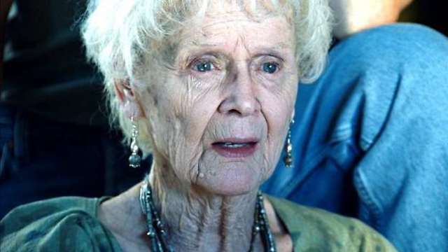 Wait till you see what the Old Lady from Titanic looked like when she was young...