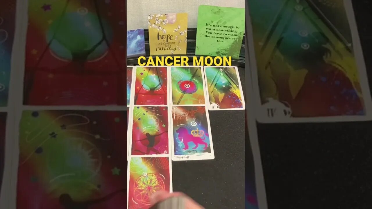 CANCER MOON MONTHLY SNEAK PEAK