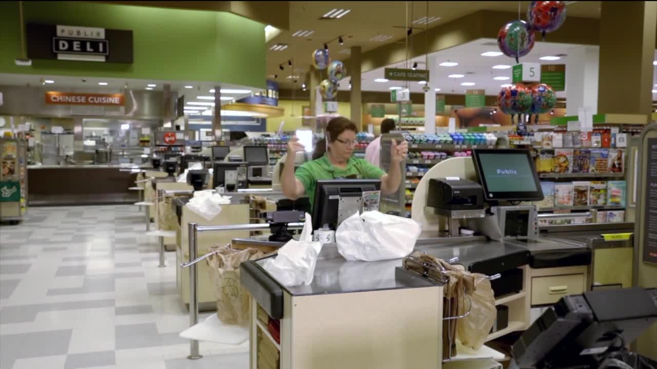 Publix provides contactless pay options to help keep shoppers and employees safe