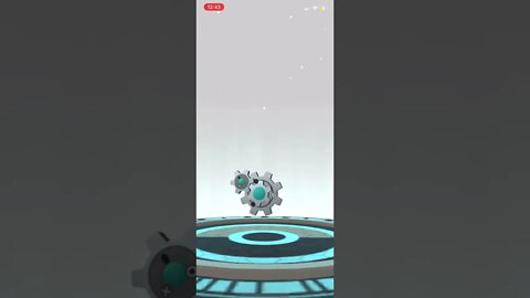 Pokémon Go - Klink Evolving Into Klang