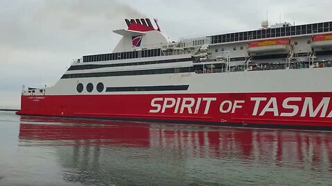 Spirit Of Tasmania Inbound Devonport Tasmania.