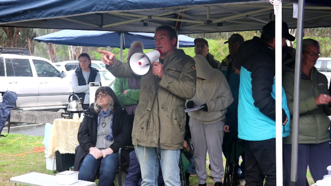 Nathan Rowbottom. A Stand in the Park.