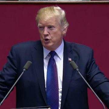 Is Trump a Better Leader than Hillary Clinton?