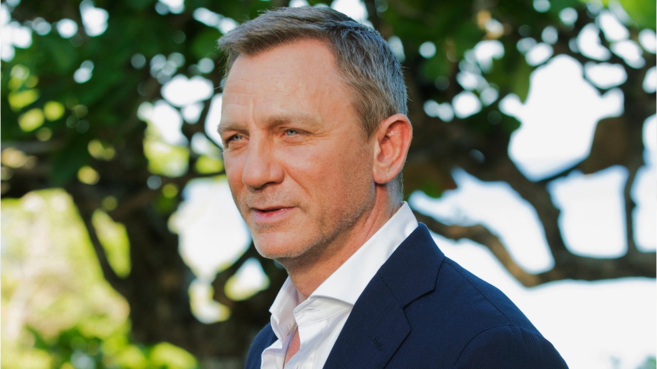 ‘Bond 25’ Hopes To Dispel Worries With Pic Of Daniel Craig Working Out