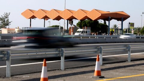 Cataluña instalará placas fotovoltaicas en los antiguos peajes de autopistas