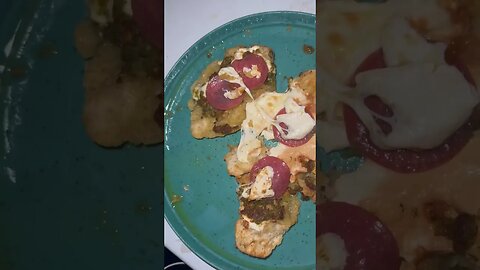 I’m blind and I made flatbread pizza￼ #Blind #Flatbread #Shorts #Trending