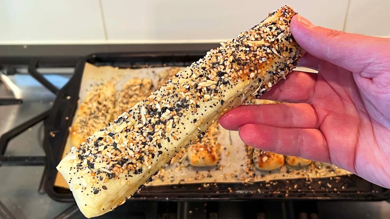 BAGEL INSPIRED | Sourdough Everything Breadsticks