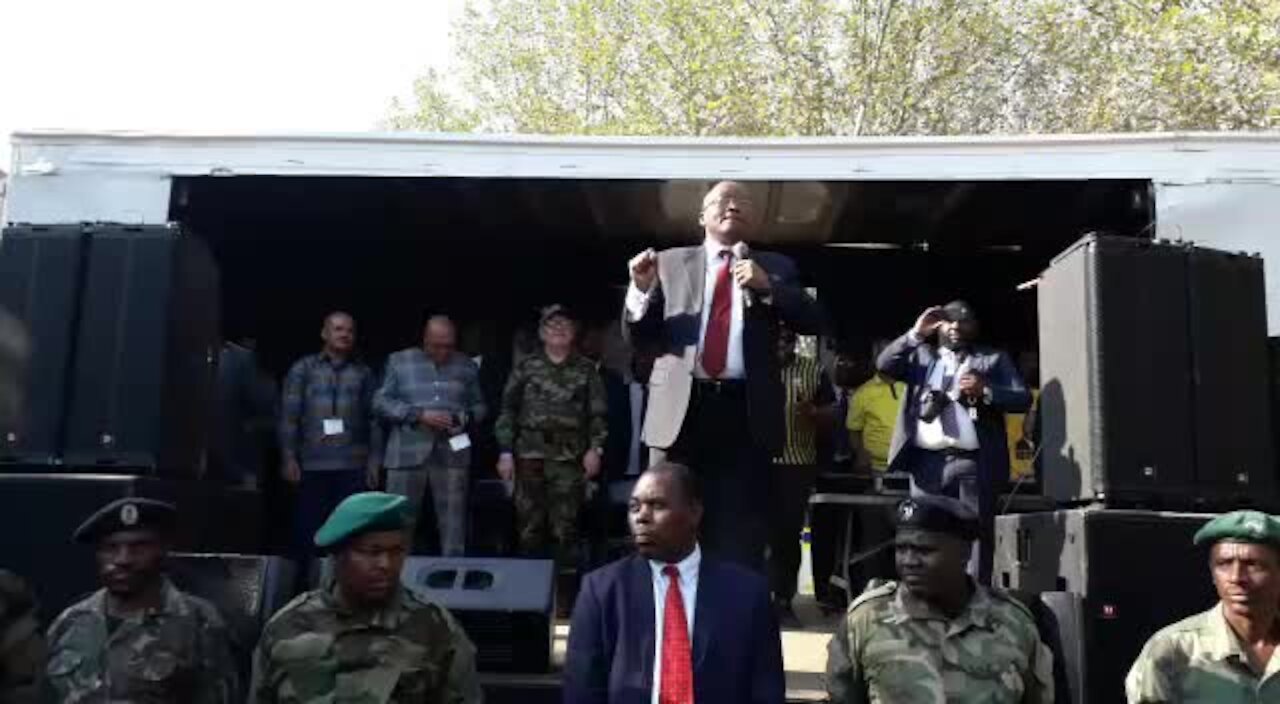 SOUTH AFRICA - KwaZulu-Natal - Day 4 - Jacob Zuma addresses his supporters (Videos) (28P)