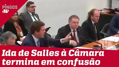 Petistas tumultuam ida de Ricardo Salles à Câmara